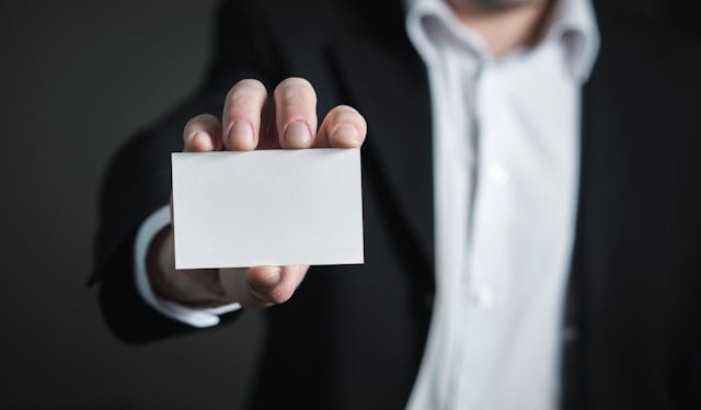 Cara Membangun Personal Branding yang Kuat untuk Karier Profesional