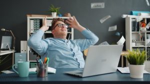 Apa Itu Turnover: Pengertian, Penyebab, Dampak, dan Cara Memahaminya dalam Dunia Kerja